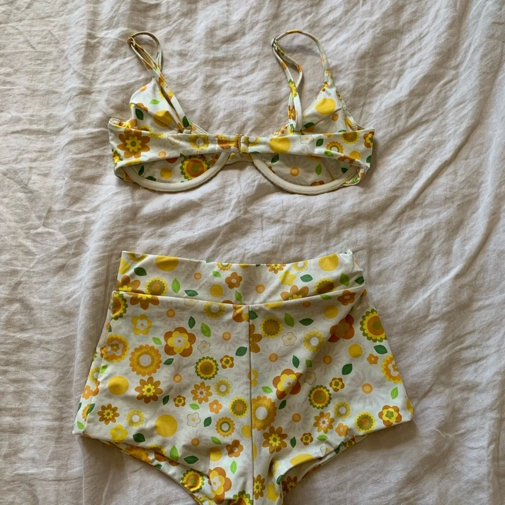 🌼Retro print Swim Suit Inner Relm S/XS🌼 - Picture 4 of 10